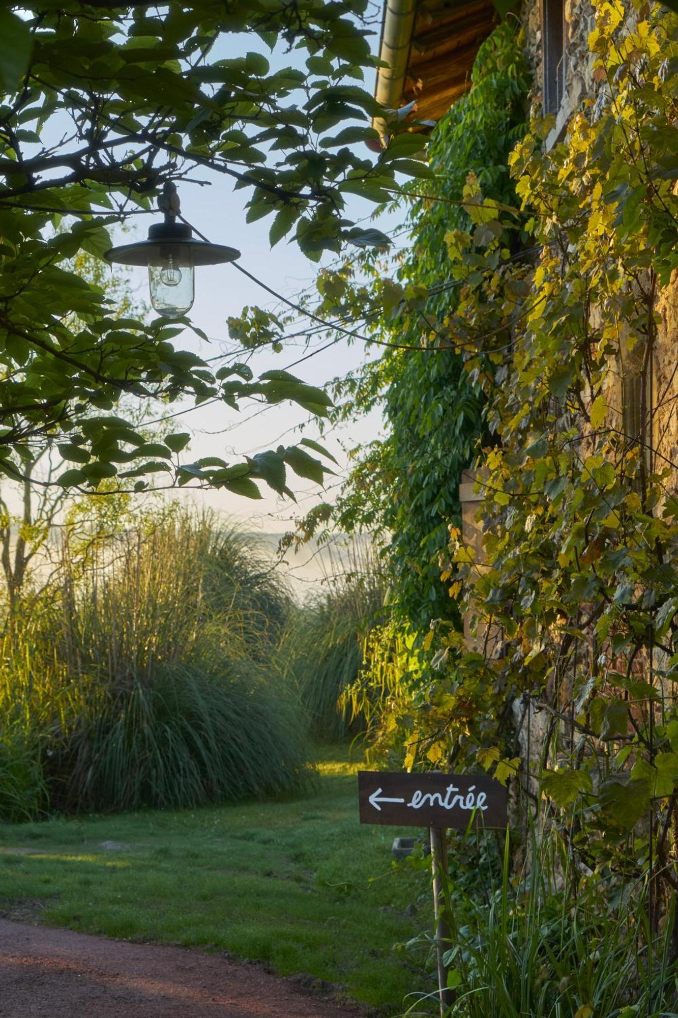 La Colline Du Colombier Hotel Iguerande Eksteriør billede